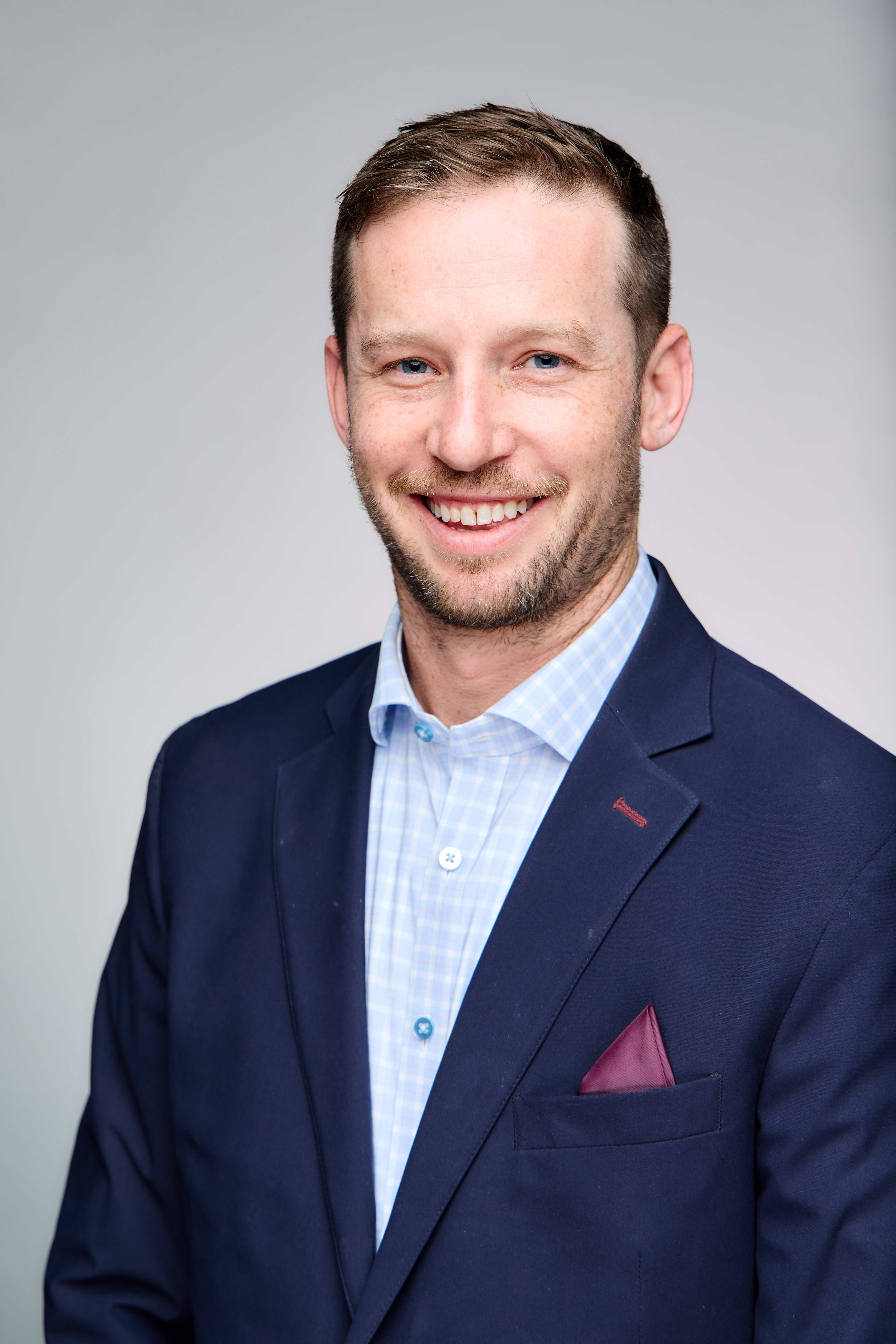 Dr. Jeremy Alland